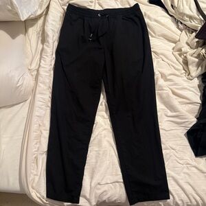 FRAME Drawstring Straight-Leg Trousers – Black (Size M)